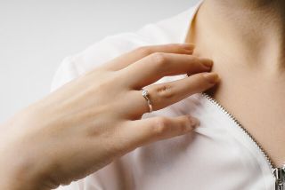 妻の浮気が指輪で発覚！リングから嫁の不倫がわかった時の対処法