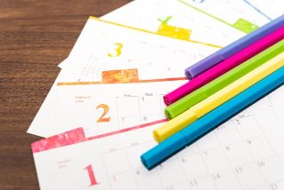 【春夏秋冬の探偵・浮気調査】夫や妻の浮気や不倫が多い時期や季節と兆候は?